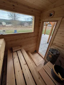 Hardwick Hygge  contemporary retreat with lake views - Image 2