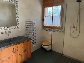 Novo Chalé W / Studio em Bönigen por Interlaken no Lago Brienz - Image 3
