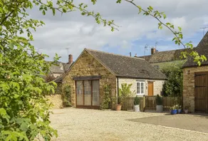 This cottage combines rural charm with a luxurious finish and peaceful location. - Image 5