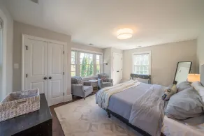 Spacious 3BR Historic Home | Walk Downtown+Parking - Image 5
