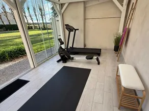 Séjour de charme à Mareau-aux-Bois : parc, home cinéma, billard, tennis et télétravail en fibre ultra-rapide - Image 3