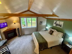 40min from Portland- Sandy Ridge Family Cottage - Image 4