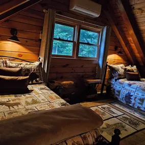 “Wake up to lake views, spend your days on the water, unwind by the fire.” - Image 3