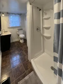 Cozy Farmhouse - Image 4