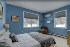 Tranquil mountain view home near downtown North Conway Mountain Views. Cable TV. - Image 4