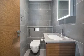 Luxurious Crest Tower Suites By Hostiva- Burj View - Image 4