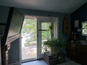 Year round lake front retreat - Image 2
