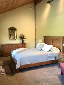 Fredelig Riverfront Cabin - Image 3