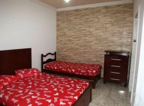 Apartamento Cobertura a 200 Metros da Praia da Enseada - Image 4