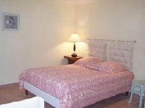newjade in Monticello - Image 4