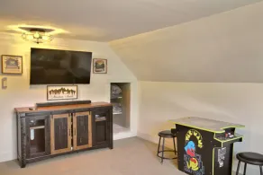 An authentic downtown Roslyn home! Walk everywhere, pets welcome! - Image 4