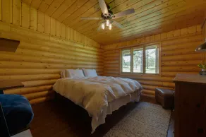 One Level Log Home on 3.5 Acres, Beautiful Views, Newly Updated - Image 4