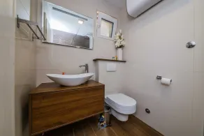 Luxuriöse Villa mit 7 Schlafzimmern, herrlichem Panoramablick und Pool - Image 2
