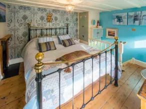 Bird's Nest er et Fisherman's Cottage i Looe sekunder fra stranden. - Image 4