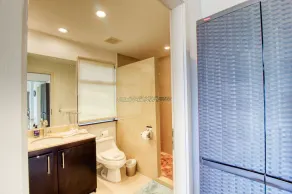 Luxury condo with balcony, ocean & jungle views - open layout - Image 3