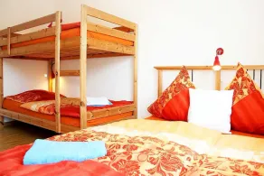 Comfortable apartments in a great location in the center of Cologne, with a tram stop right outside the door. - Image 5