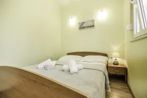 Apartment Krsticevic A2 - directly on the beach - Image 4