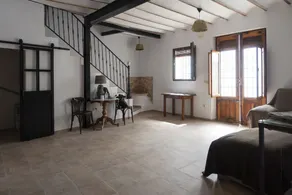 Incredible swimming pool. Ideal for large groups in the historic center of Villena. - Image 2