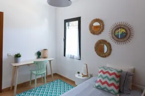 Belle maison idéale pour les familles avec petite piscine pour enfants. - Image 4