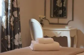 Hidden Cottage for Two in Cheadle Staffordshire, ideal for the  Peak District. - Image 4