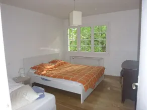 Hus på 200m2 på park på 2500m2 i fred och framför berget - Image 5