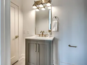 Modern Scandi Home in Perfect Location - Image 3