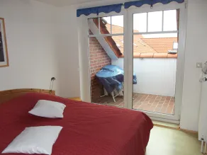 Accogliente appartamento mansardato con balcone e loggia vicino alla costa - Image 4