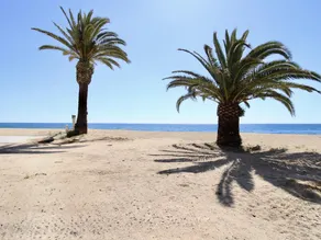 Apartment on the first sea line of Platja d'Aro - Image 5