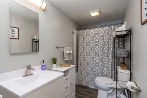 Lakefront home on Middle Jefferson! Only one hour away from the Twin Cities! - Image 5