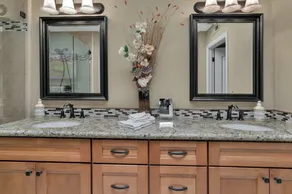 *Canadian Owned* Private Villa in Silver Sands Racquet Community - Image 4