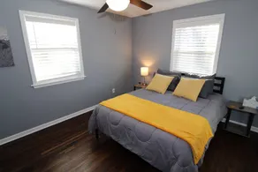 Recently remodeled house near Expo, TU,  Rt 66, Downtown with large fenced yard - Image 3