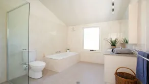 Warrington Park - country charm and spacious living - Image 2