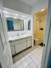 Ocean view escape in Surf City with 2x Parking Spots - Image 2
