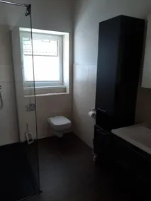 Gemütliche Ferienwohnung für bis zu 4 Personen mit Balkon und Sonnenterrasse - Image 5