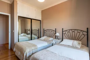 Atlantic Ocean Apartment - Image 4