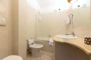 Hotel Ribot with pool in Arborea - Image 4