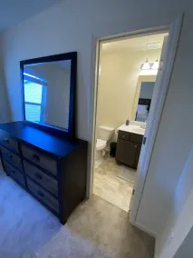 Newly Townhome, 15 mins to Camp Lejeune - Image 5