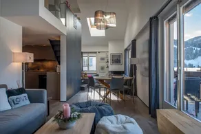 Deluxe Apartment with Mezzanine - Image 5