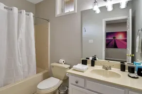 Comfortable South Asheville Townhome W/ Hot Tub - Image 4
