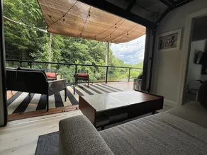 The Hideaway on Tacketts Shipping Container - Image 3