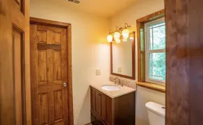 Your Secluded Retreat with Breathtaking Views, Hot tub & Game room - Image 4