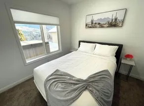 Close to Silver Star mountain getaway 3 bedroom suite - Image 5