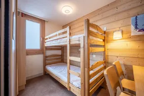 Appartement 'Séjour À La Montagne - Les Silènes' avec vue sur les montagnes et balcon - Image 4