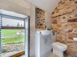 The Stables - UK46731 - Image 3