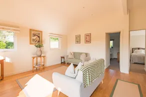 Stable Cottage - Image 4