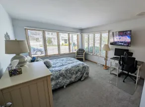 Shore Holidays - Just Off Beach Block Relaxing Family Stay w/ 5 bedroom 3.5 bath - Image 3