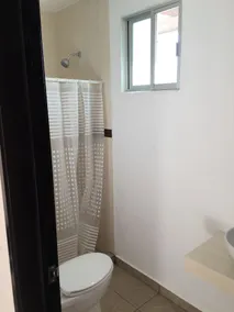 Residencia con Jardín y Alberca, Capacidad 41 huéspedes / 10 habitaciones con baño - Image 2