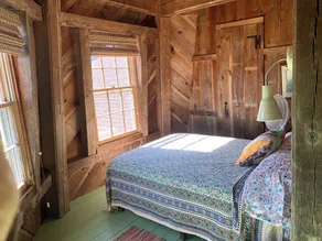 Vintage Barn with stunning sunset views..open late Aug. week now 15% off. - Image 4