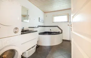 Pet Friendly Home In Fårvang With Swimming Pool - Image 3