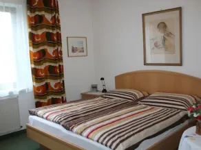 Spacious,comfortable apartment,150m2, first floor,quiet,garden-side with terrace - Image 4